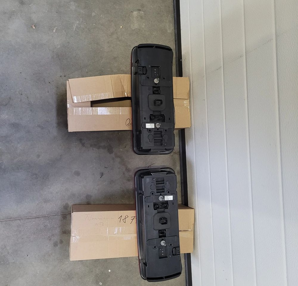 LAMPY TYL DAF XF CF ORYGINAŁ KOMPLET OM 1875579 CHWALIM116 - Takalyhty - Kuorma-auto: kuva LAMPY TYL DAF XF CF ORYGINAŁ KOMPLET OM 1875579 CHWALIM116 - Takalyhty - Kuorma-auto LAMPY TYL DAF XF CF ORYGINAŁ KOMPLET OM 1875579 CHWALIM116 - Takalyhty - Kuorma-auto: kuva LAMPY TYL DAF XF CF ORYGINAŁ KOMPLET OM 1875579 CHWALIM116 - Takalyhty - Kuorma-auto