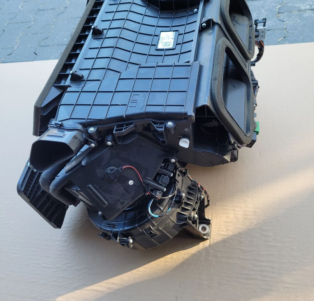 NAGRZEWNICA DAF XF 106 2235436 CHWALIM116 - Lämmitys/ Tuuletus - Kuorma-auto: kuva NAGRZEWNICA DAF XF 106 2235436 CHWALIM116 - Lämmitys/ Tuuletus - Kuorma-auto NAGRZEWNICA DAF XF 106 2235436 CHWALIM116 - Lämmitys/ Tuuletus - Kuorma-auto: kuva NAGRZEWNICA DAF XF 106 2235436 CHWALIM116 - Lämmitys/ Tuuletus - Kuorma-auto