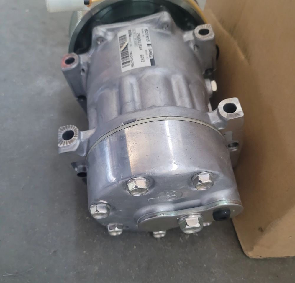 POMPA KLIMATYZACJI RENAULT RANGE T GAMA ORYGINAŁ NOWA CHWALIM116 7482492298 - Ilmastointi osa - Kuorma-auto: kuva POMPA KLIMATYZACJI RENAULT RANGE T GAMA ORYGINAŁ NOWA CHWALIM116 7482492298 - Ilmastointi osa - Kuorma-auto POMPA KLIMATYZACJI RENAULT RANGE T GAMA ORYGINAŁ NOWA CHWALIM116 7482492298 - Ilmastointi osa - Kuorma-auto: kuva POMPA KLIMATYZACJI RENAULT RANGE T GAMA ORYGINAŁ NOWA CHWALIM116 7482492298 - Ilmastointi osa - Kuorma-auto