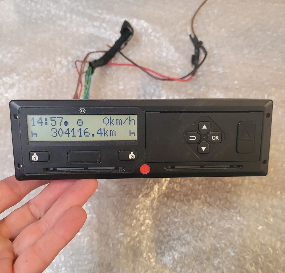 TACHOGRAF SCANIA 2278386 R 2.2a CHWALIM116 - Ajopiirturi - Kuorma-auto: kuva TACHOGRAF SCANIA 2278386 R 2.2a CHWALIM116 - Ajopiirturi - Kuorma-auto TACHOGRAF SCANIA 2278386 R 2.2a CHWALIM116 - Ajopiirturi - Kuorma-auto: kuva TACHOGRAF SCANIA 2278386 R 2.2a CHWALIM116 - Ajopiirturi - Kuorma-auto