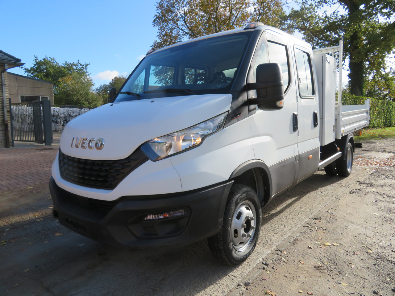 Iveco Daily 35C16 3.0 - Kippilava-auto, Jatko-ohjaamo kevyt kuorma-auto: kuva Iveco Daily 35C16 3.0 - Kippilava-auto, Jatko-ohjaamo kevyt kuorma-auto Iveco Daily 35C16 3.0 - Kippilava-auto, Jatko-ohjaamo kevyt kuorma-auto: kuva Iveco Daily 35C16 3.0 - Kippilava-auto, Jatko-ohjaamo kevyt kuorma-auto