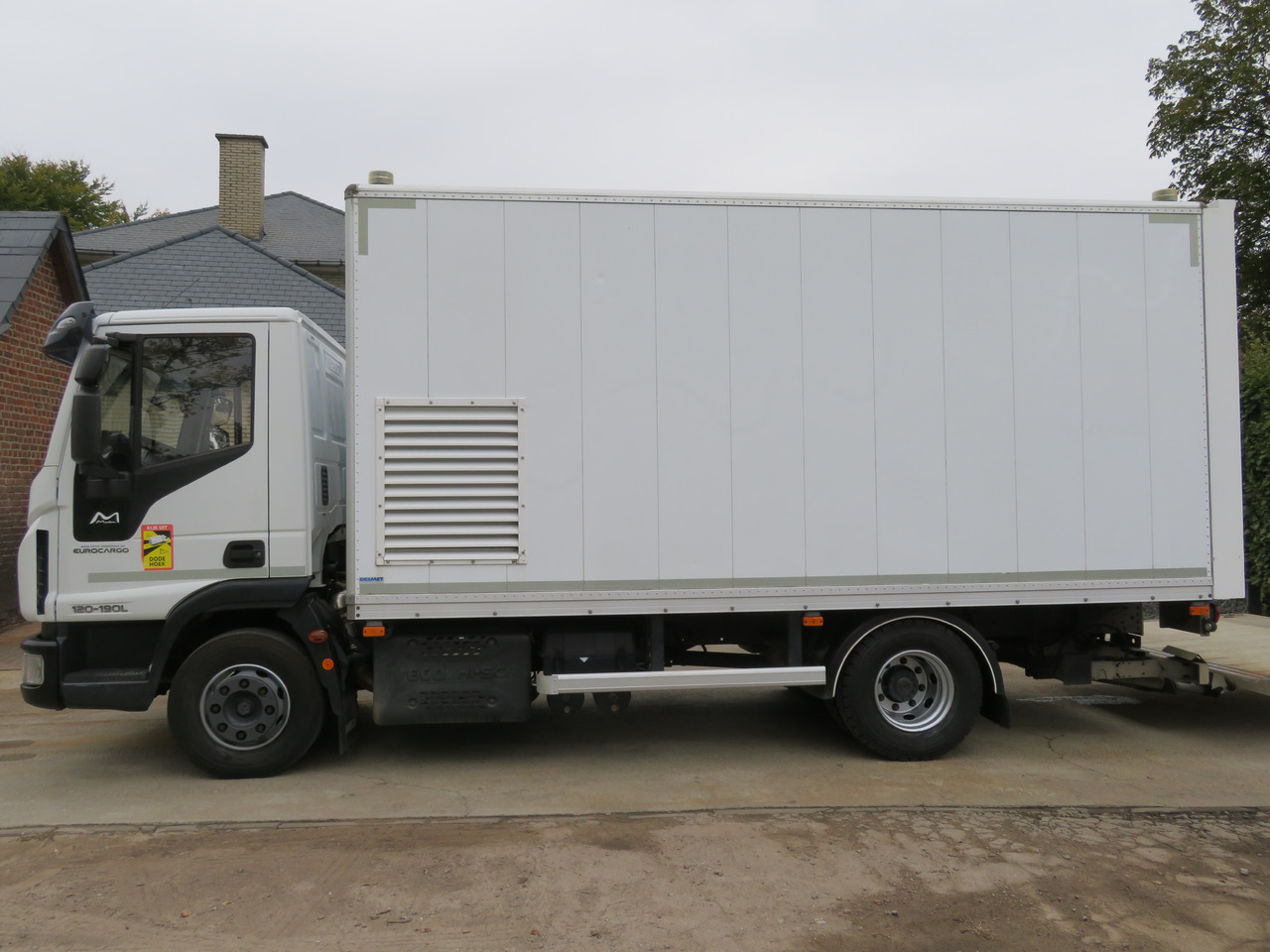 Iveco Eurocargo 120EL - Umpikori kuorma-auto: kuva Iveco Eurocargo 120EL - Umpikori kuorma-auto Iveco Eurocargo 120EL - Umpikori kuorma-auto: kuva Iveco Eurocargo 120EL - Umpikori kuorma-auto