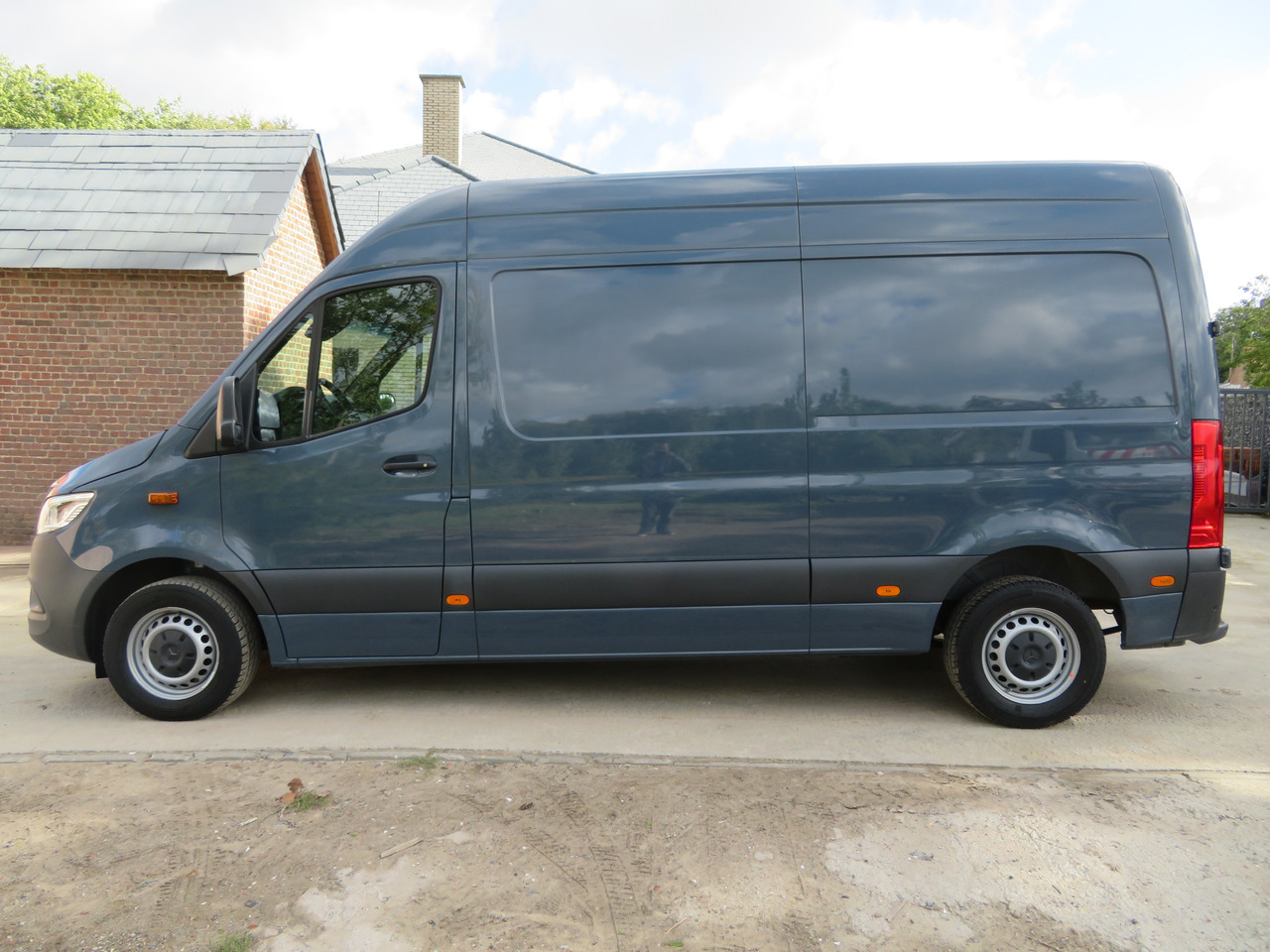 Mercedes-Benz Gesloten bestelwagen A2H2 - Pakettiauto: kuva Mercedes-Benz Gesloten bestelwagen A2H2 - Pakettiauto Mercedes-Benz Gesloten bestelwagen A2H2 - Pakettiauto: kuva Mercedes-Benz Gesloten bestelwagen A2H2 - Pakettiauto