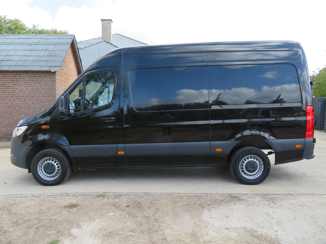 Mercedes-Benz Sprinter 317cdi - A2H2 - Pakettiauto: kuva Mercedes-Benz Sprinter 317cdi - A2H2 - Pakettiauto Mercedes-Benz Sprinter 317cdi - A2H2 - Pakettiauto: kuva Mercedes-Benz Sprinter 317cdi - A2H2 - Pakettiauto