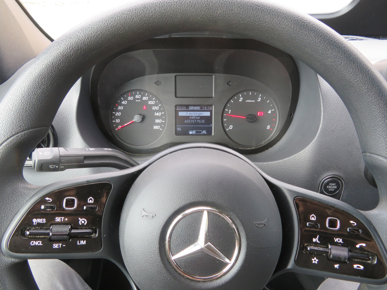 Uusi Pakettiauto Mercedes-Benz Sprinter 317cdi - A3H2: kuva Uusi Pakettiauto Mercedes-Benz Sprinter 317cdi - A3H2
