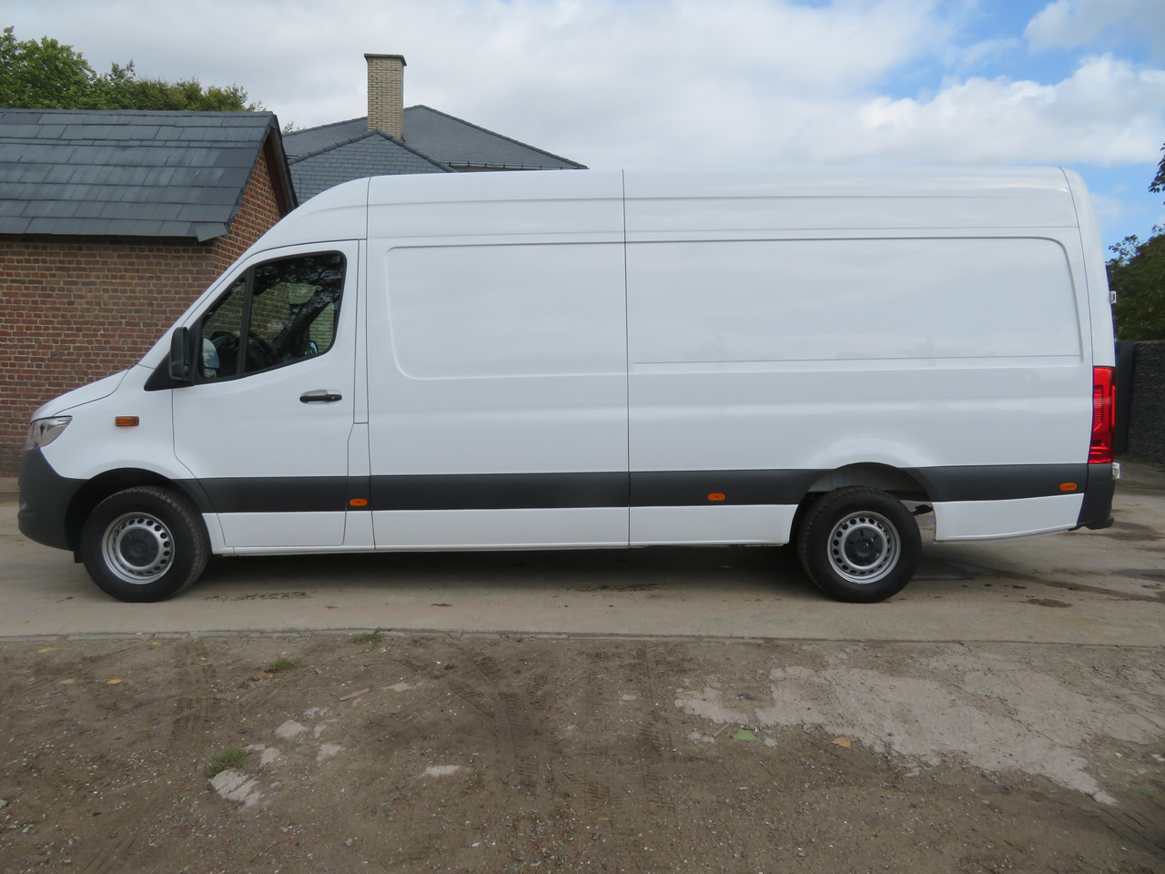 Mercedes-Benz Sprinter 317cdi - A3H2 - Pakettiauto: kuva Mercedes-Benz Sprinter 317cdi - A3H2 - Pakettiauto Mercedes-Benz Sprinter 317cdi - A3H2 - Pakettiauto: kuva Mercedes-Benz Sprinter 317cdi - A3H2 - Pakettiauto