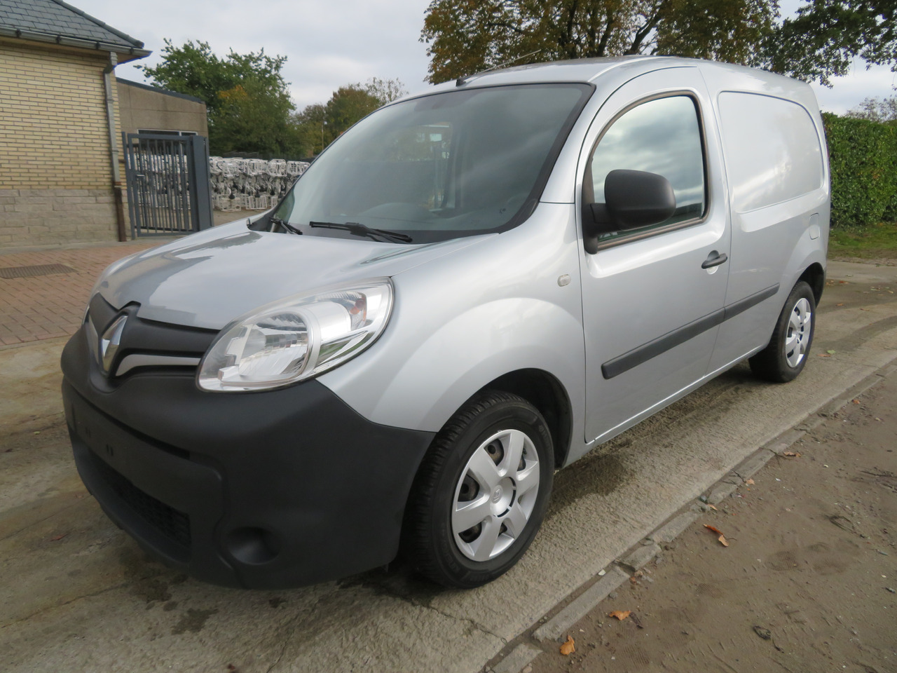 Renault Kangoo 1.5dCi - Pieni pakettiauto: kuva Renault Kangoo 1.5dCi - Pieni pakettiauto Renault Kangoo 1.5dCi - Pieni pakettiauto: kuva Renault Kangoo 1.5dCi - Pieni pakettiauto