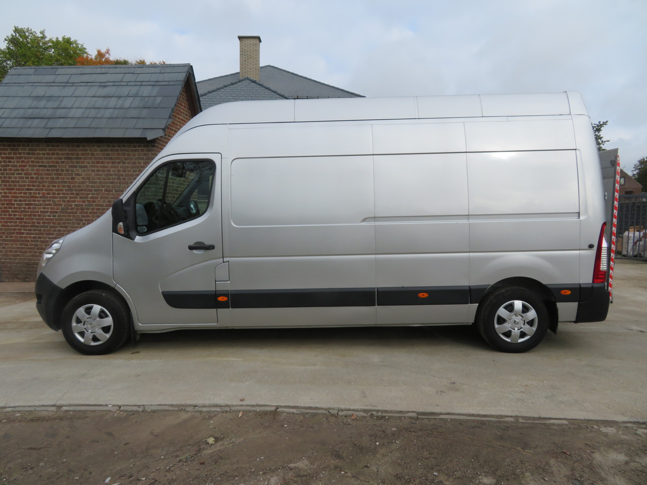 Renault Master 2.3dCi Grand Confort - L3H3 - Pakettiauto: kuva Renault Master 2.3dCi Grand Confort - L3H3 - Pakettiauto Renault Master 2.3dCi Grand Confort - L3H3 - Pakettiauto: kuva Renault Master 2.3dCi Grand Confort - L3H3 - Pakettiauto