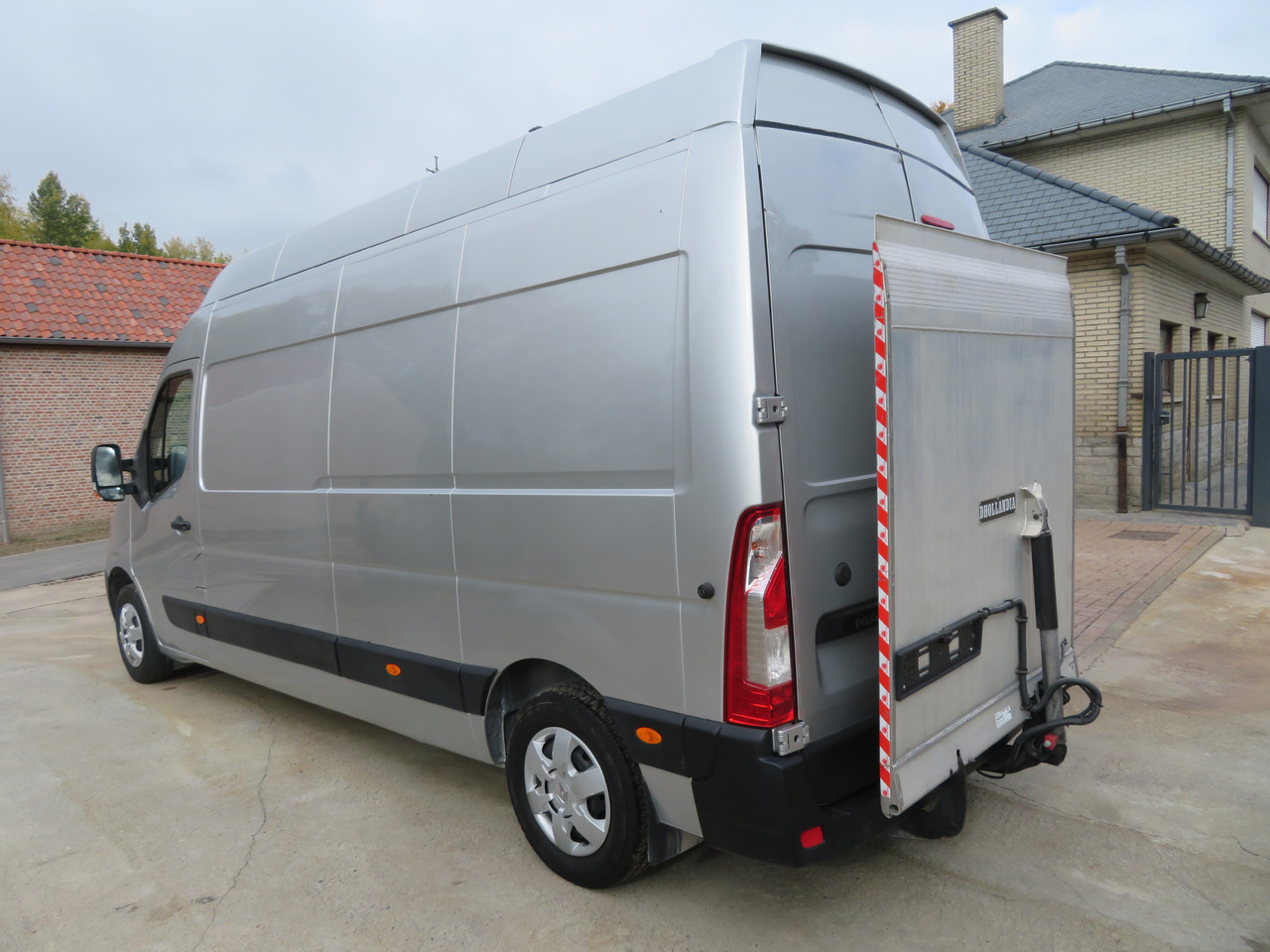 Renault Master 2.3dCi Grand Confort - L3H3 - Pakettiauto: kuva Renault Master 2.3dCi Grand Confort - L3H3 - Pakettiauto Renault Master 2.3dCi Grand Confort - L3H3 - Pakettiauto: kuva Renault Master 2.3dCi Grand Confort - L3H3 - Pakettiauto