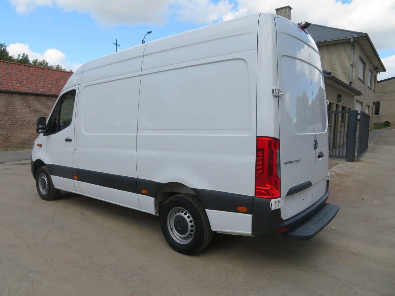 Mercedes-Benz Sprinter 317cdi - A2H2 - Tavara-auto: kuva Mercedes-Benz Sprinter 317cdi - A2H2 - Tavara-auto Mercedes-Benz Sprinter 317cdi - A2H2 - Tavara-auto: kuva Mercedes-Benz Sprinter 317cdi - A2H2 - Tavara-auto