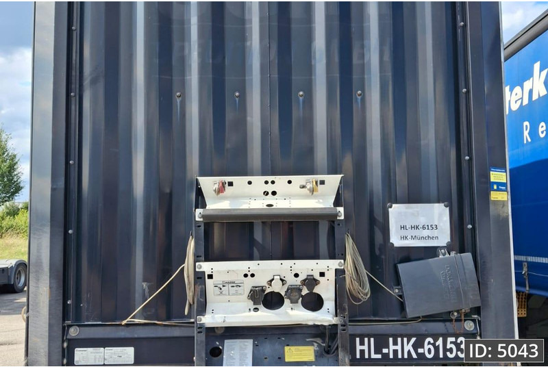 Krone SD / Disk brakes - Pressukapellipuoliperävaunu: kuva Krone SD / Disk brakes - Pressukapellipuoliperävaunu Krone SD / Disk brakes - Pressukapellipuoliperävaunu: kuva Krone SD / Disk brakes - Pressukapellipuoliperävaunu