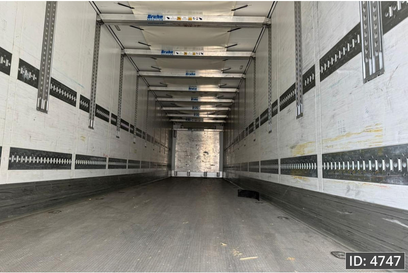 Schmitz Cargobull SCB*S3 SLXe400 / Double stock / Huckepack / 4 pcs - Refrigeraattori puoliperävaunu: kuva Schmitz Cargobull SCB*S3 SLXe400 / Double stock / Huckepack / 4 pcs - Refrigeraattori puoliperävaunu Schmitz Cargobull SCB*S3 SLXe400 / Double stock / Huckepack / 4 pcs - Refrigeraattori puoliperävaunu: kuva Schmitz Cargobull SCB*S3 SLXe400 / Double stock / Huckepack / 4 pcs - Refrigeraattori puoliperävaunu