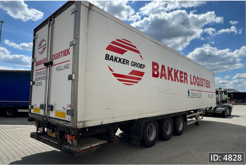 Sor Iberica SP71 / Lift axle - Refrigeraattori puoliperävaunu: kuva Sor Iberica SP71 / Lift axle - Refrigeraattori puoliperävaunu Sor Iberica SP71 / Lift axle - Refrigeraattori puoliperävaunu: kuva Sor Iberica SP71 / Lift axle - Refrigeraattori puoliperävaunu