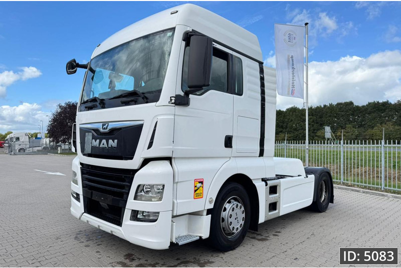 MAN TGX 18.500 XLX, Euro 6, / Retarder / 2 Tanks, Intarder - Vetopöytäauto: kuva MAN TGX 18.500 XLX, Euro 6, / Retarder / 2 Tanks, Intarder - Vetopöytäauto MAN TGX 18.500 XLX, Euro 6, / Retarder / 2 Tanks, Intarder - Vetopöytäauto: kuva MAN TGX 18.500 XLX, Euro 6, / Retarder / 2 Tanks, Intarder - Vetopöytäauto