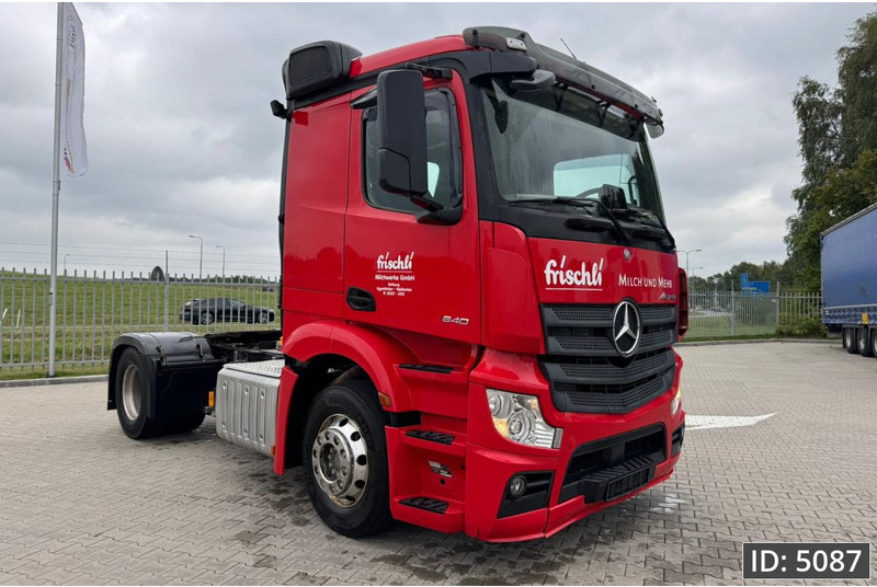 Mercedes-Benz Actros 1840 StreamSpace, Euro 6, / Retarder / Hydraulics / Flat roof, Intarder - Vetopöytäauto: kuva Mercedes-Benz Actros 1840 StreamSpace, Euro 6, / Retarder / Hydraulics / Flat roof, Intarder - Vetopöytäauto Mercedes-Benz Actros 1840 StreamSpace, Euro 6, / Retarder / Hydraulics / Flat roof, Intarder - Vetopöytäauto: kuva Mercedes-Benz Actros 1840 StreamSpace, Euro 6, / Retarder / Hydraulics / Flat roof, Intarder - Vetopöytäauto