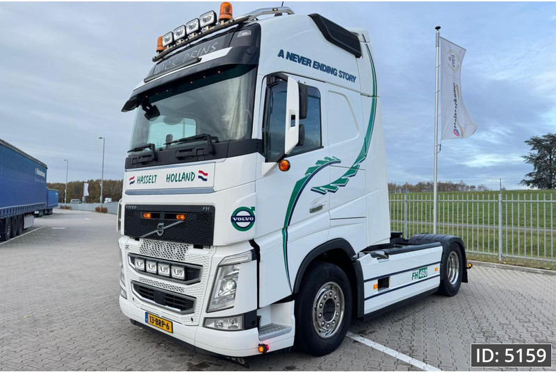 Volvo FH 460 Globetrotter XL, Euro 6, / 2 Tanks / Spec. Interior / TOP condition! - Vetopöytäauto: kuva Volvo FH 460 Globetrotter XL, Euro 6, / 2 Tanks / Spec. Interior / TOP condition! - Vetopöytäauto Volvo FH 460 Globetrotter XL, Euro 6, / 2 Tanks / Spec. Interior / TOP condition! - Vetopöytäauto: kuva Volvo FH 460 Globetrotter XL, Euro 6, / 2 Tanks / Spec. Interior / TOP condition! - Vetopöytäauto