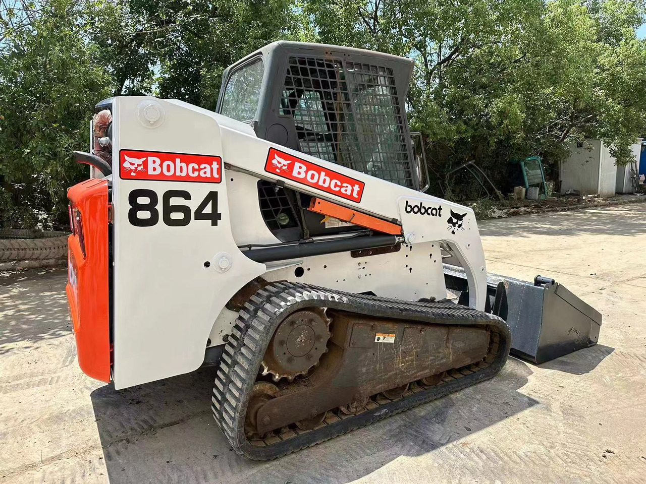 BOBCAT Skid Steer Loader - Liukuohjattu telakuormaaja: kuva BOBCAT Skid Steer Loader - Liukuohjattu telakuormaaja BOBCAT Skid Steer Loader - Liukuohjattu telakuormaaja: kuva BOBCAT Skid Steer Loader - Liukuohjattu telakuormaaja
