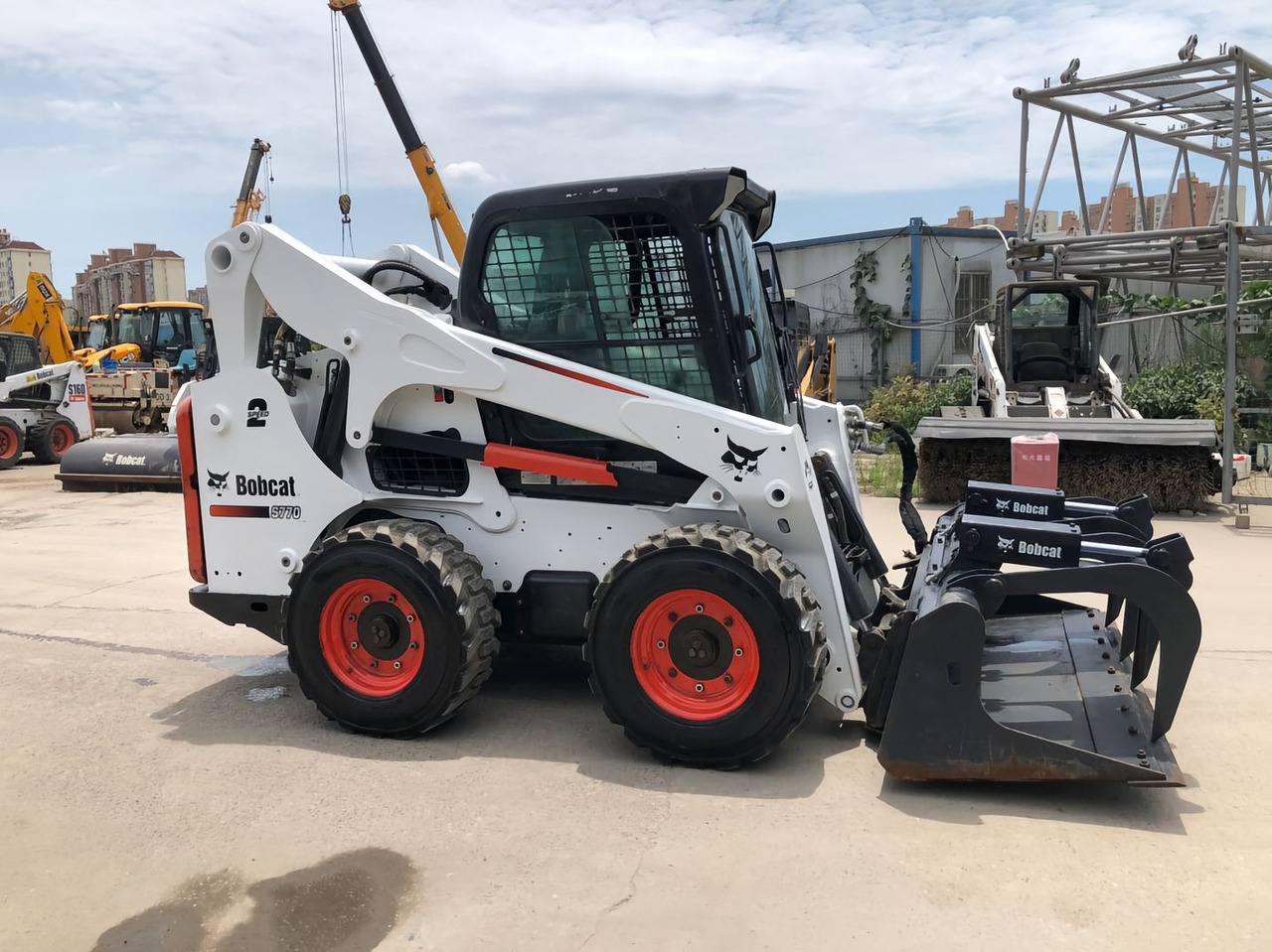 BOBCAT Skid Steer Loader S770 Click for Discount - Liukuohjattu kuormaaja: kuva BOBCAT Skid Steer Loader S770 Click for Discount - Liukuohjattu kuormaaja BOBCAT Skid Steer Loader S770 Click for Discount - Liukuohjattu kuormaaja: kuva BOBCAT Skid Steer Loader S770 Click for Discount - Liukuohjattu kuormaaja