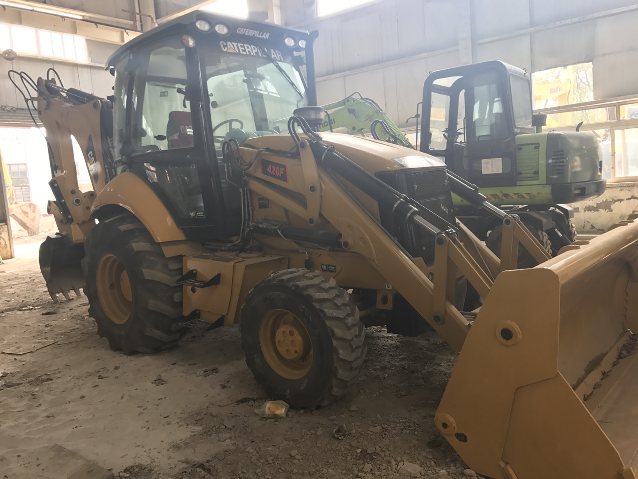 CAT Backhoe Loader 420F Click Here for Discount - Kaivuri-trukki: kuva CAT Backhoe Loader 420F Click Here for Discount - Kaivuri-trukki CAT Backhoe Loader 420F Click Here for Discount - Kaivuri-trukki: kuva CAT Backhoe Loader 420F Click Here for Discount - Kaivuri-trukki