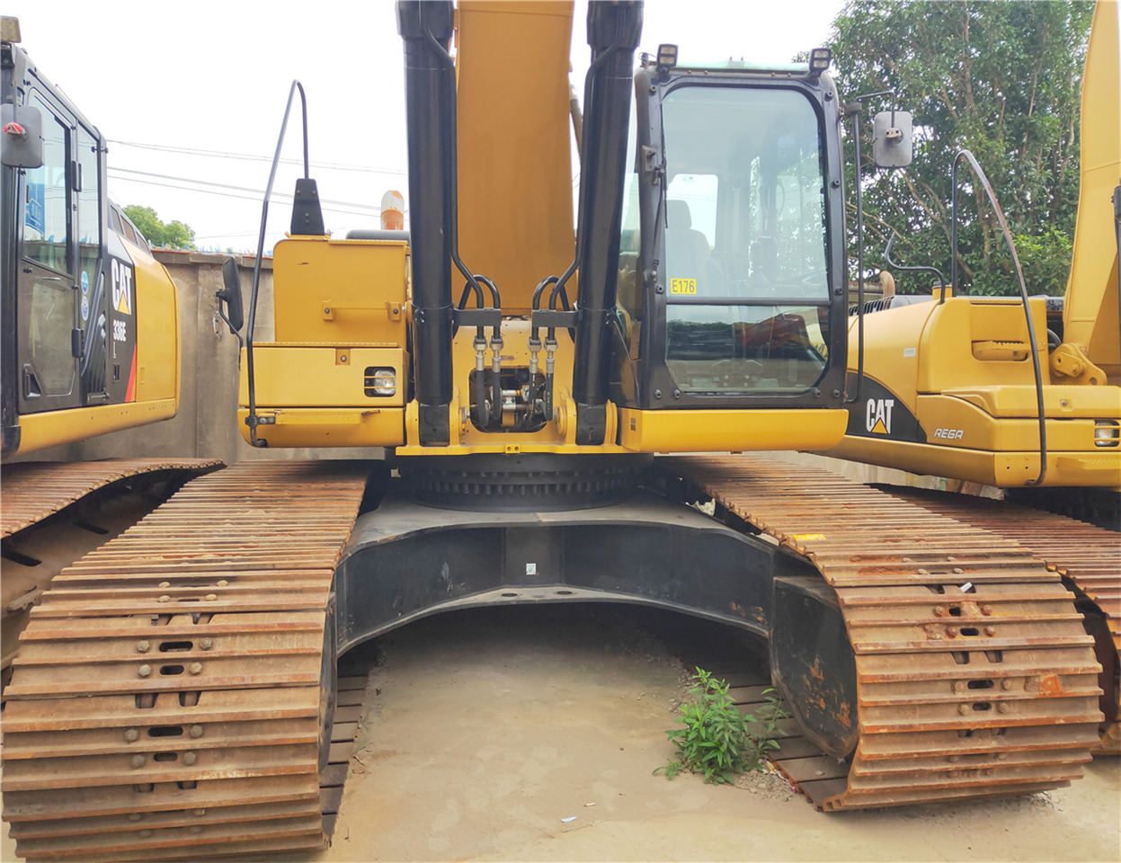 CATERPILLAR Crawler Excavator 349D - Telakaivukone: kuva CATERPILLAR Crawler Excavator 349D - Telakaivukone CATERPILLAR Crawler Excavator 349D - Telakaivukone: kuva CATERPILLAR Crawler Excavator 349D - Telakaivukone