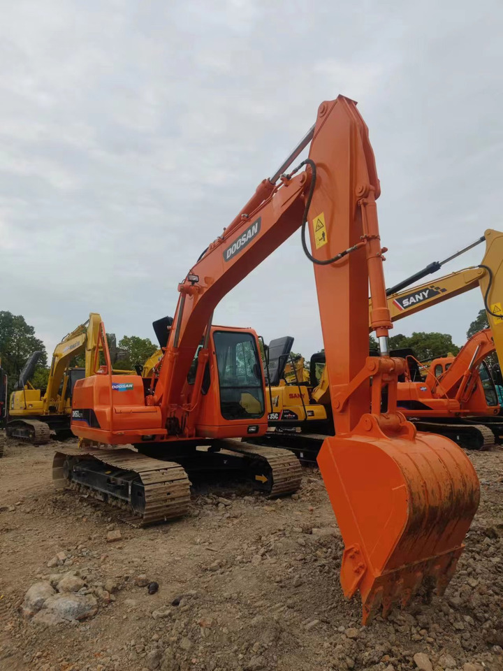 DOOSAN DH150LC-7 Crawler Excavator - Telakaivukone: kuva DOOSAN DH150LC-7 Crawler Excavator - Telakaivukone DOOSAN DH150LC-7 Crawler Excavator - Telakaivukone: kuva DOOSAN DH150LC-7 Crawler Excavator - Telakaivukone