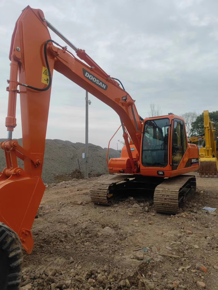 DOOSAN DH150LC-7 Crawler Excavator - Telakaivukone: kuva DOOSAN DH150LC-7 Crawler Excavator - Telakaivukone DOOSAN DH150LC-7 Crawler Excavator - Telakaivukone: kuva DOOSAN DH150LC-7 Crawler Excavator - Telakaivukone