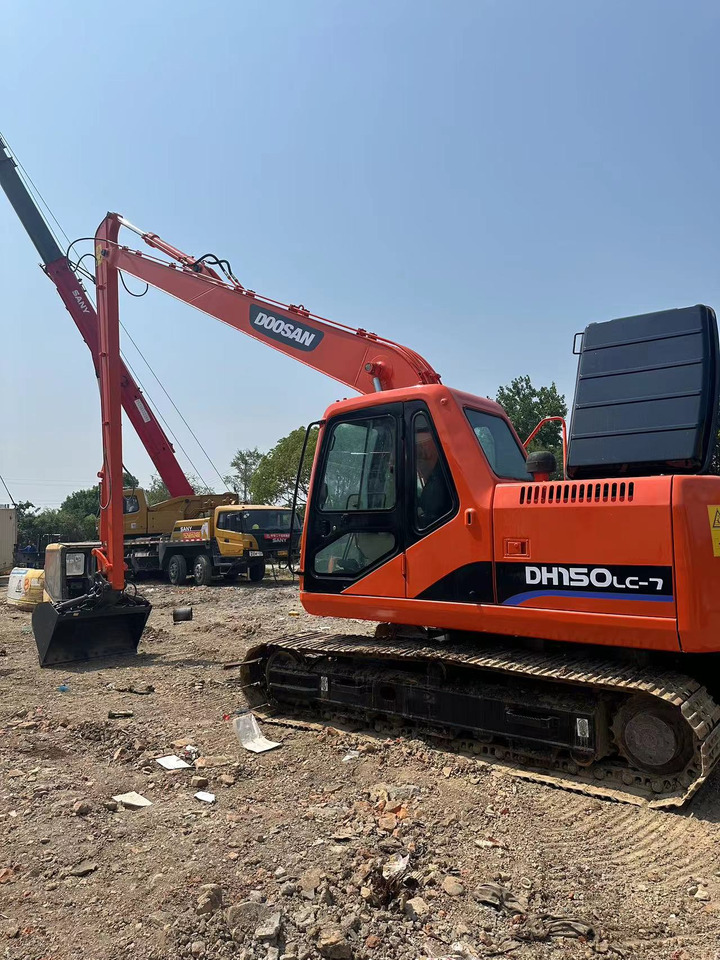 DOOSAN DH150LC-7 Extended arm crawler excavator - Telakaivukone: kuva DOOSAN DH150LC-7 Extended arm crawler excavator - Telakaivukone DOOSAN DH150LC-7 Extended arm crawler excavator - Telakaivukone: kuva DOOSAN DH150LC-7 Extended arm crawler excavator - Telakaivukone