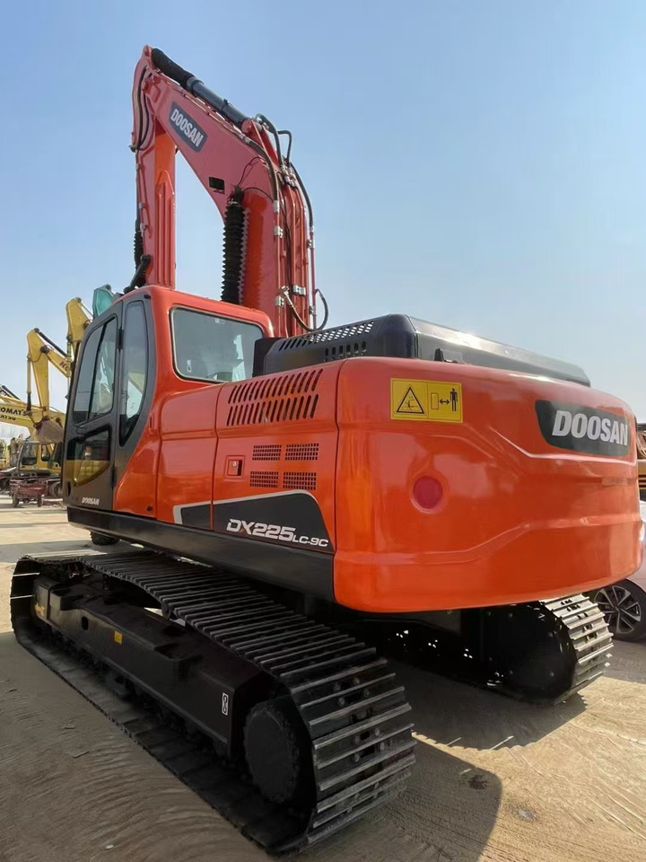 DOOSAN DH225L-9C - Telakaivukone: kuva DOOSAN DH225L-9C - Telakaivukone DOOSAN DH225L-9C - Telakaivukone: kuva DOOSAN DH225L-9C - Telakaivukone