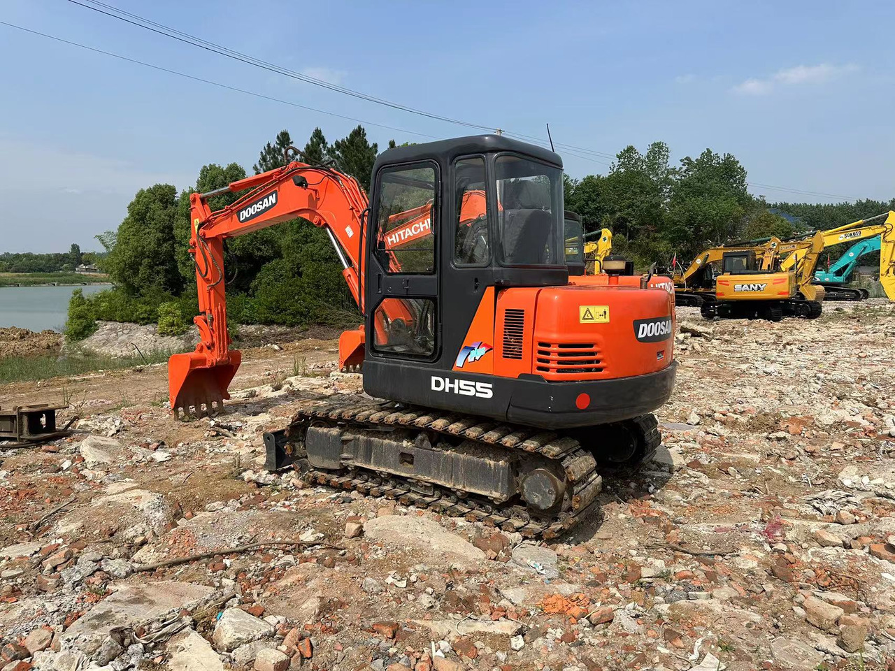 DOOSAN DH55 Mini Excavator 5.5T - Minikuormaaja: kuva DOOSAN DH55 Mini Excavator 5.5T - Minikuormaaja DOOSAN DH55 Mini Excavator 5.5T - Minikuormaaja: kuva DOOSAN DH55 Mini Excavator 5.5T - Minikuormaaja