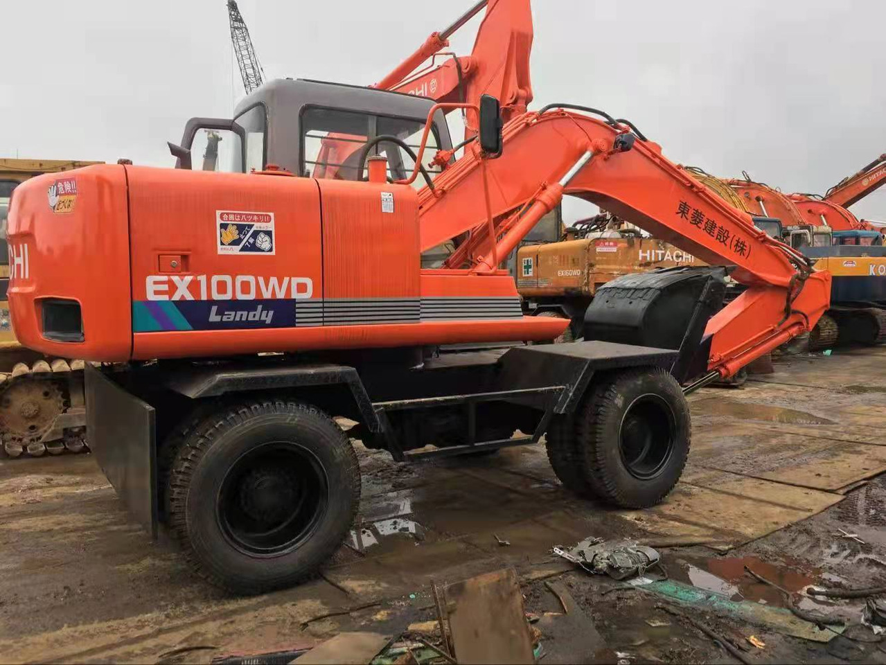 HITACHI EX100WD - Telakaivukone: kuva HITACHI EX100WD - Telakaivukone HITACHI EX100WD - Telakaivukone: kuva HITACHI EX100WD - Telakaivukone