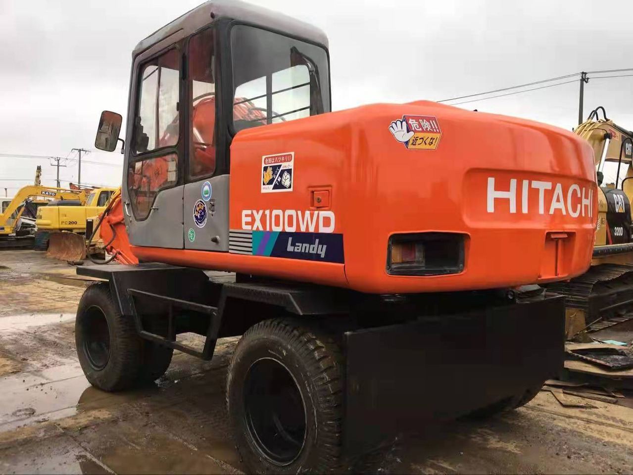 HITACHI EX100WD - Telakaivukone: kuva HITACHI EX100WD - Telakaivukone HITACHI EX100WD - Telakaivukone: kuva HITACHI EX100WD - Telakaivukone