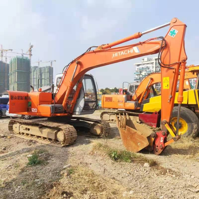 HITACHI EX120-5 - Telakaivukone: kuva HITACHI EX120-5 - Telakaivukone HITACHI EX120-5 - Telakaivukone: kuva HITACHI EX120-5 - Telakaivukone