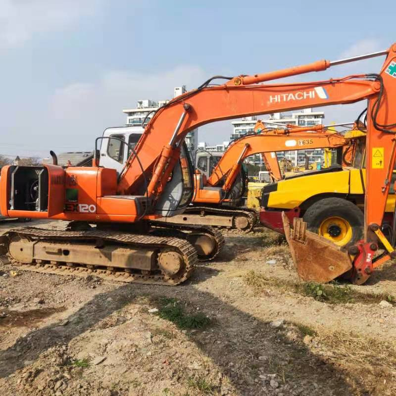 HITACHI EX120-5 - Telakaivukone: kuva HITACHI EX120-5 - Telakaivukone HITACHI EX120-5 - Telakaivukone: kuva HITACHI EX120-5 - Telakaivukone