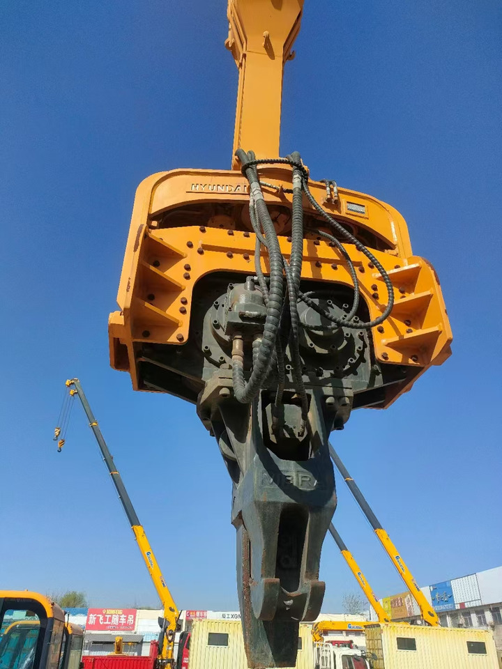 HYUNDAI Excavator 395VS Pile Driver Click Here for Discount - Kaivuri: kuva HYUNDAI Excavator 395VS Pile Driver Click Here for Discount - Kaivuri HYUNDAI Excavator 395VS Pile Driver Click Here for Discount - Kaivuri: kuva HYUNDAI Excavator 395VS Pile Driver Click Here for Discount - Kaivuri