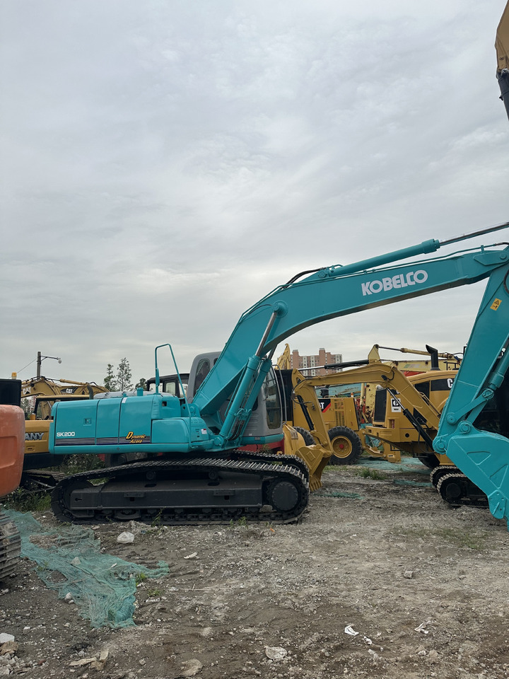 Hitachi Excavator SK200 Click for Discount - Telakaivukone: kuva Hitachi Excavator SK200 Click for Discount - Telakaivukone Hitachi Excavator SK200 Click for Discount - Telakaivukone: kuva Hitachi Excavator SK200 Click for Discount - Telakaivukone
