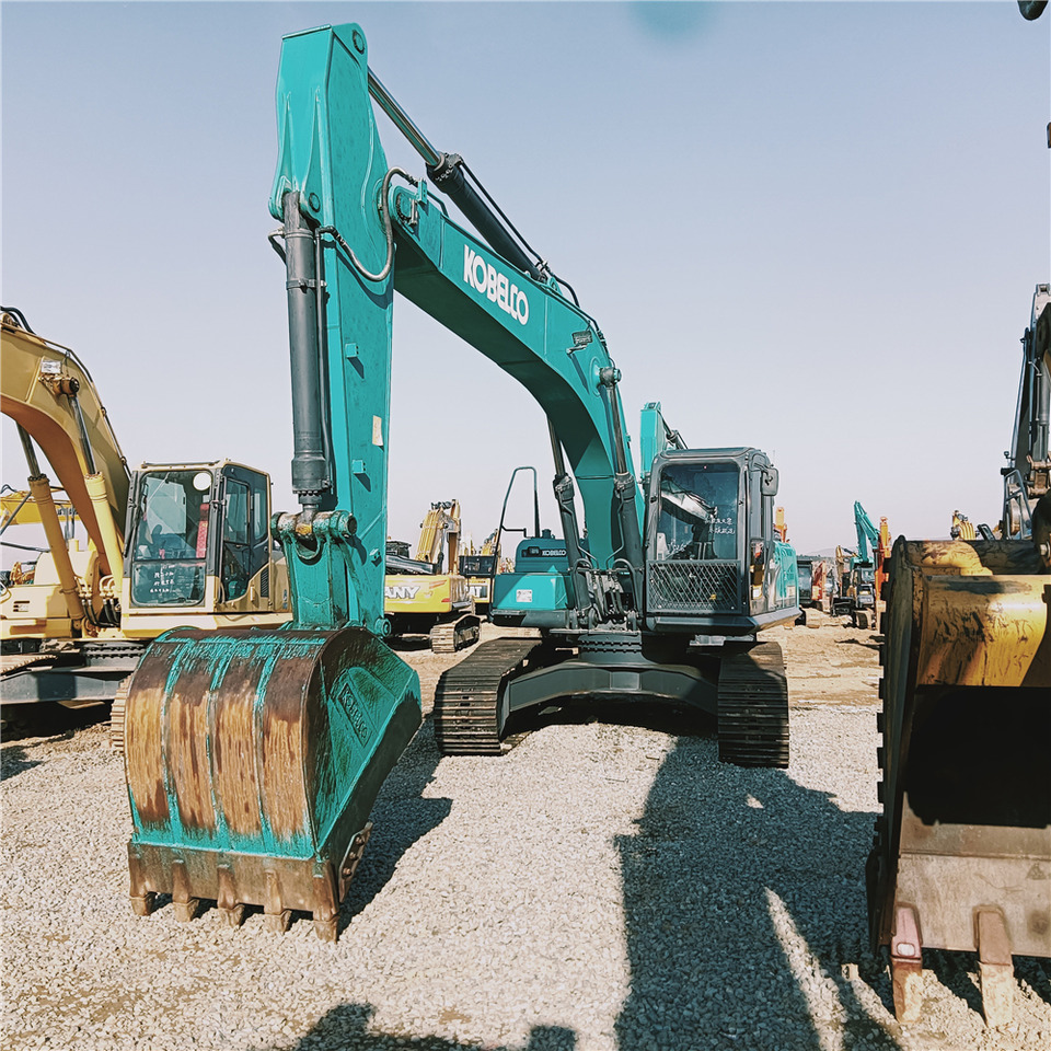 KOBELCO SK260D - Telakaivukone: kuva KOBELCO SK260D - Telakaivukone KOBELCO SK260D - Telakaivukone: kuva KOBELCO SK260D - Telakaivukone