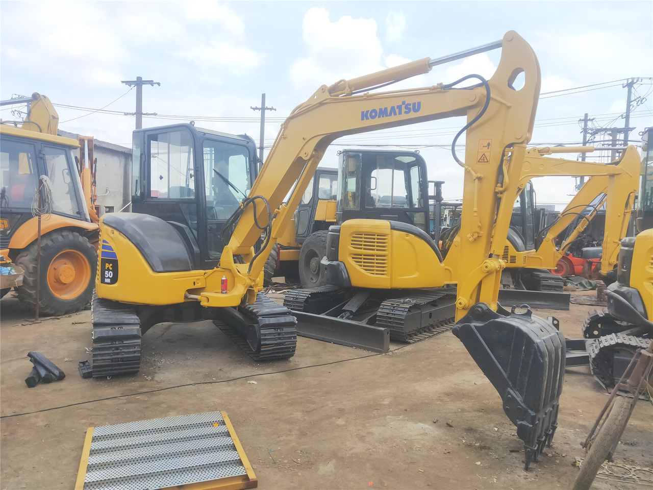 KOMATSU Mini Excavator PC50MR - Minikuormaaja: kuva KOMATSU Mini Excavator PC50MR - Minikuormaaja KOMATSU Mini Excavator PC50MR - Minikuormaaja: kuva KOMATSU Mini Excavator PC50MR - Minikuormaaja