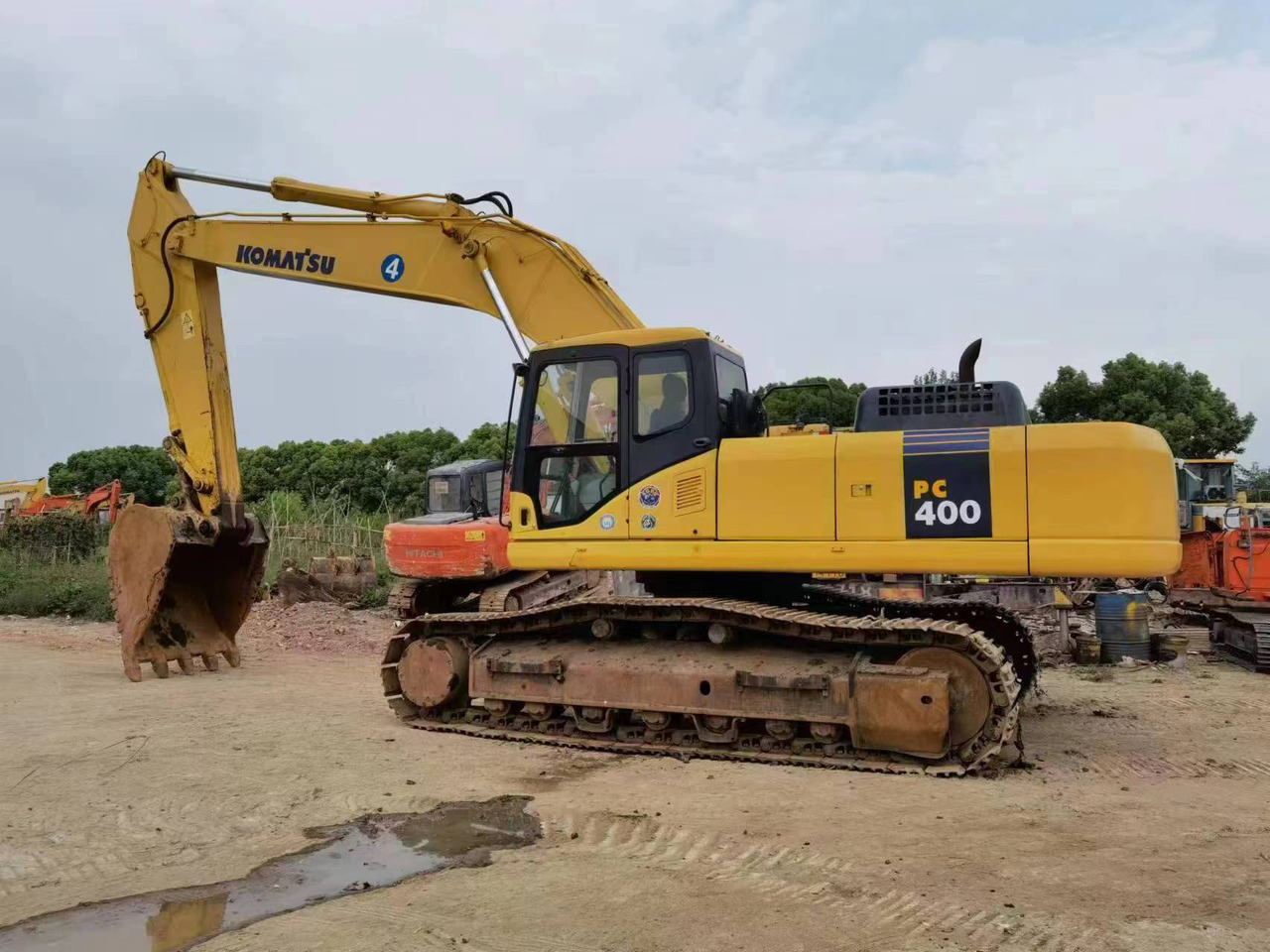 KOMATSU PC400-7 Excavator Click for Discount - Kaivuri: kuva KOMATSU PC400-7 Excavator Click for Discount - Kaivuri KOMATSU PC400-7 Excavator Click for Discount - Kaivuri: kuva KOMATSU PC400-7 Excavator Click for Discount - Kaivuri