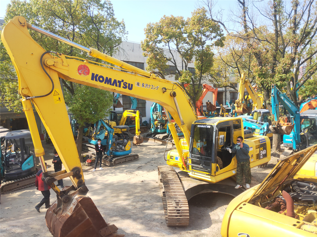 Komatsu Crawler Excavator PC240-8 - Telakaivukone: kuva Komatsu Crawler Excavator PC240-8 - Telakaivukone Komatsu Crawler Excavator PC240-8 - Telakaivukone: kuva Komatsu Crawler Excavator PC240-8 - Telakaivukone