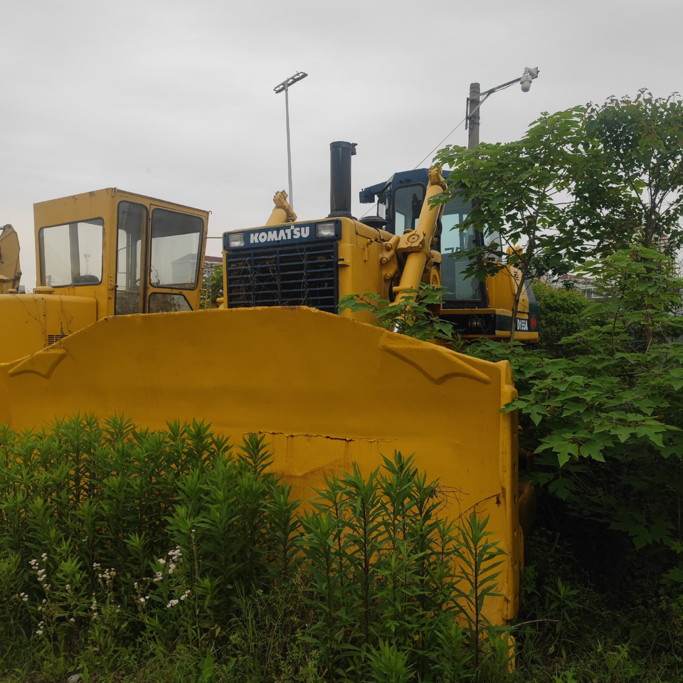 KOMATSU BULLDOZER D155A - Rakennuskoneet: kuva KOMATSU BULLDOZER D155A - Rakennuskoneet KOMATSU BULLDOZER D155A - Rakennuskoneet: kuva KOMATSU BULLDOZER D155A - Rakennuskoneet