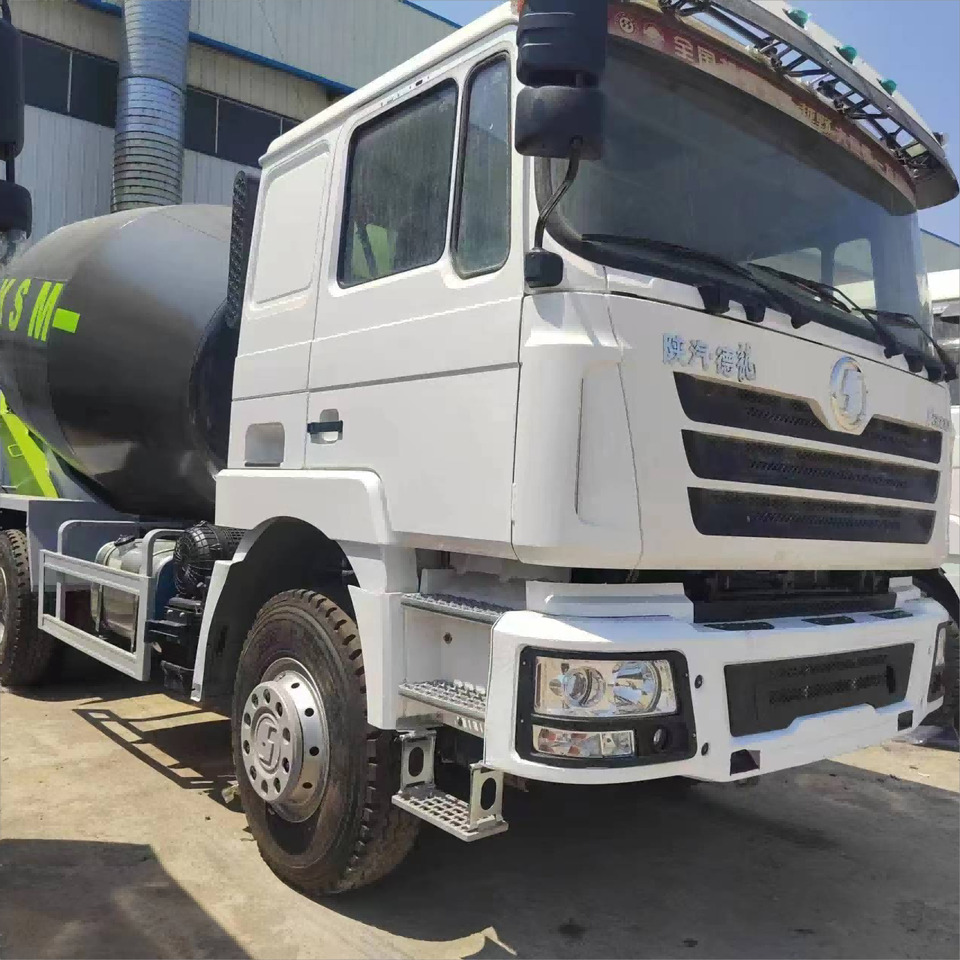 SHACMAN F3000 Cement Mixer Truck - Betoniauto: kuva SHACMAN F3000 Cement Mixer Truck - Betoniauto SHACMAN F3000 Cement Mixer Truck - Betoniauto: kuva SHACMAN F3000 Cement Mixer Truck - Betoniauto