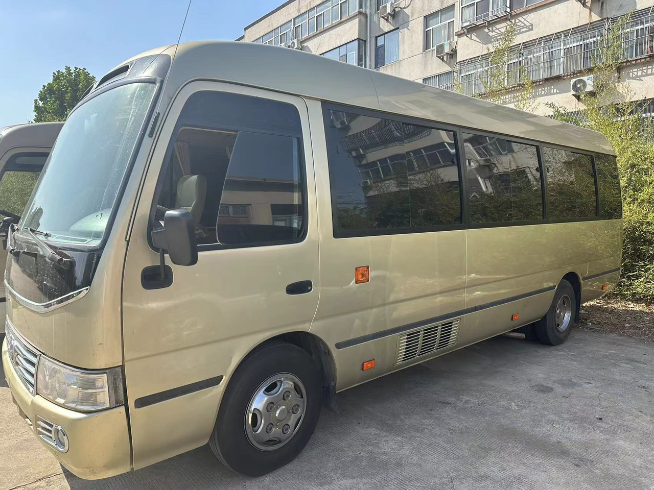 TOYOTA Coaster Bus Click Here for Discount - Turistibussi: kuva TOYOTA Coaster Bus Click Here for Discount - Turistibussi TOYOTA Coaster Bus Click Here for Discount - Turistibussi: kuva TOYOTA Coaster Bus Click Here for Discount - Turistibussi