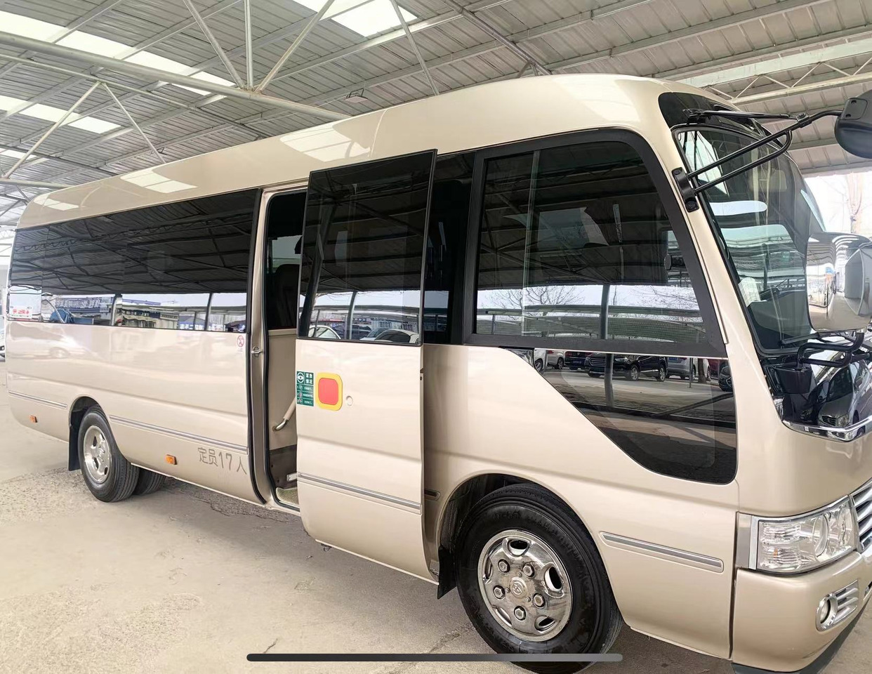 TOYOTA Coaster Mini Bus Click Here for Discount - Turistibussi: kuva TOYOTA Coaster Mini Bus Click Here for Discount - Turistibussi TOYOTA Coaster Mini Bus Click Here for Discount - Turistibussi: kuva TOYOTA Coaster Mini Bus Click Here for Discount - Turistibussi