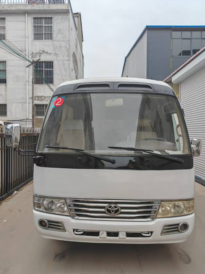 TOYOTA Mini Bus Low Mileage - Turistibussi: kuva TOYOTA Mini Bus Low Mileage - Turistibussi TOYOTA Mini Bus Low Mileage - Turistibussi: kuva TOYOTA Mini Bus Low Mileage - Turistibussi