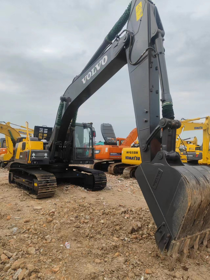 VOLVO Excavator EC210 Click Here for Discount - Telakaivukone: kuva VOLVO Excavator EC210 Click Here for Discount - Telakaivukone VOLVO Excavator EC210 Click Here for Discount - Telakaivukone: kuva VOLVO Excavator EC210 Click Here for Discount - Telakaivukone