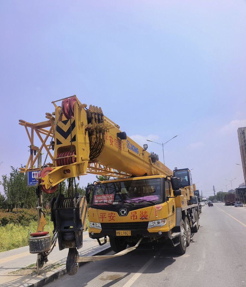 XCMG Crane QY75K - Nosturi: kuva XCMG Crane QY75K - Nosturi XCMG Crane QY75K - Nosturi: kuva XCMG Crane QY75K - Nosturi