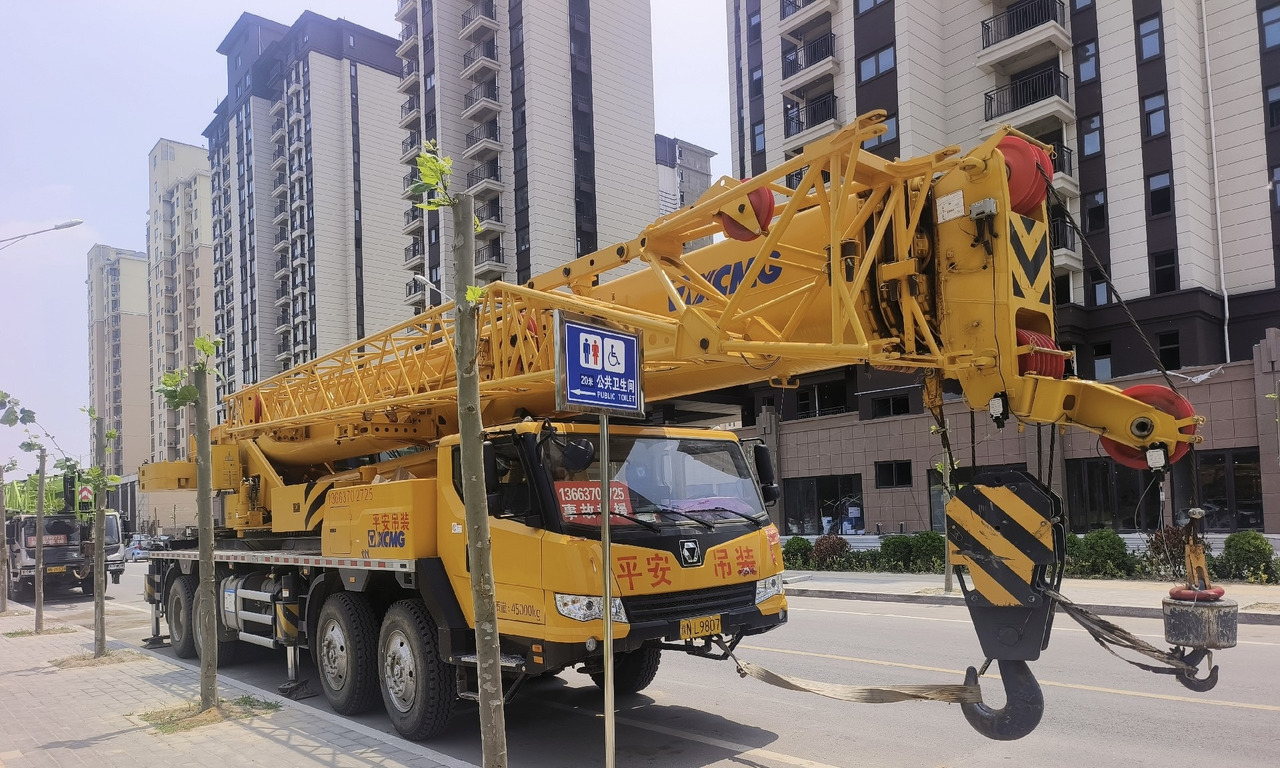 XCMG Crane QY75K - Nosturi: kuva XCMG Crane QY75K - Nosturi XCMG Crane QY75K - Nosturi: kuva XCMG Crane QY75K - Nosturi