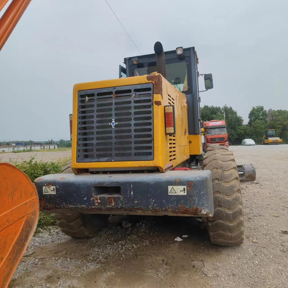 XCMG Grader GR215 - Tiehöylä: kuva XCMG Grader GR215 - Tiehöylä XCMG Grader GR215 - Tiehöylä: kuva XCMG Grader GR215 - Tiehöylä
