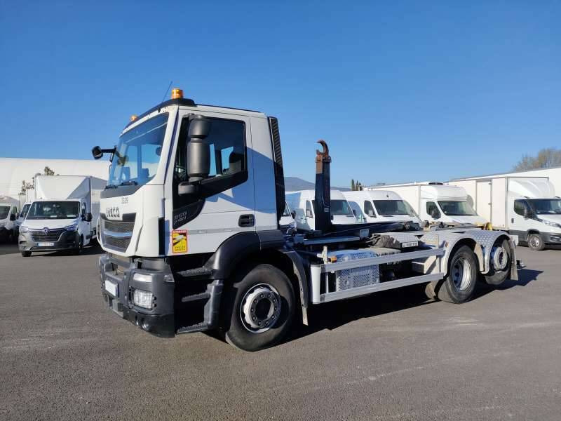 Camion Porteur STRALIS X-WAY AD260 S36 26 TONNES 360 CV AMPLIROLL 6X2 - Koukkulava kuorma-auto: kuva Camion Porteur STRALIS X-WAY AD260 S36 26 TONNES 360 CV AMPLIROLL 6X2 - Koukkulava kuorma-auto Camion Porteur STRALIS X-WAY AD260 S36 26 TONNES 360 CV AMPLIROLL 6X2 - Koukkulava kuorma-auto: kuva Camion Porteur STRALIS X-WAY AD260 S36 26 TONNES 360 CV AMPLIROLL 6X2 - Koukkulava kuorma-auto