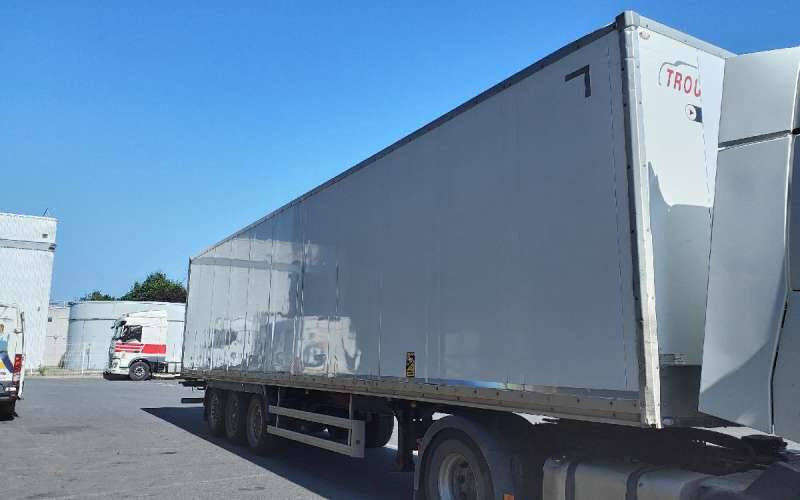 Semi-remorque 3 Essieux 38 TONNES 2 PORTES AR DOUBLE PLANCHER STEELBOX - Umpikori puoliperävaunu: kuva Semi-remorque 3 Essieux 38 TONNES 2 PORTES AR DOUBLE PLANCHER STEELBOX - Umpikori puoliperävaunu Semi-remorque 3 Essieux 38 TONNES 2 PORTES AR DOUBLE PLANCHER STEELBOX - Umpikori puoliperävaunu: kuva Semi-remorque 3 Essieux 38 TONNES 2 PORTES AR DOUBLE PLANCHER STEELBOX - Umpikori puoliperävaunu
